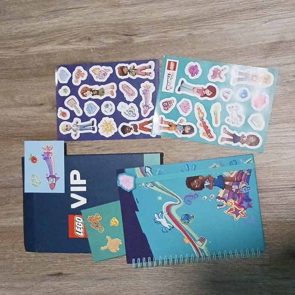 Lego friends vip notebook - Picture 1 of 12